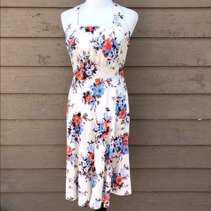Vintage! Tie waist floral dress!